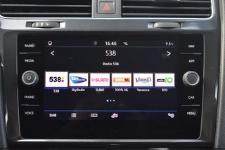 Volkswagen Golf 1.5 TSI COMFORTLINE BUSINESS ADAP. CRUISE / CARPLAY / 28