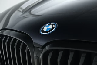 BMW X3 xDrive30e High Executive  360°cam, Stoelverwarming, Volleder, Carplay, interieur voorverwarming/(koeling) / 7