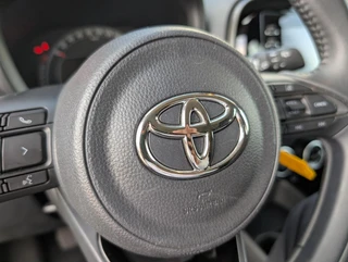 Toyota Aygo X Play NL-AUTO 100% DEALER OH METALLIC AIRCO ANDROID/APPLE CRUISE CONTROL / 23