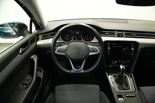 Volkswagen Passat Variant 1.4 TSI PHEV GTE Business  ACC Massage Camera Stoelverwarming 24 Maanden garantie* (Vraag naar de voorwaarden) / 7