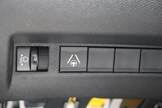 Peugeot 2008 1.2 Hybrid 145 Allure 2+6 jaar Garantie / NIEUW / 24