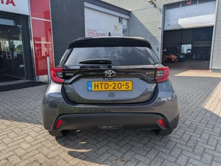 Toyota Yaris 1.5 Hybrid 115 Dynamic LED-VERLICHTING KEYLESS PRIVACY GLASS / 7
