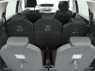 Citroën Grand C4 Spacetourer 1.2 PureTech Shine Automaat 7 zits Cruise/Climate control, Navigatie, Apple Carplay/Android auto,  Audio/DAB, Keyless entry/Start / 24
