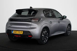 Peugeot 208 1.2 Hybrid 110 e-DCS6 Allure Achteruitrijcamera Apple CarPlay Navigatie / 4