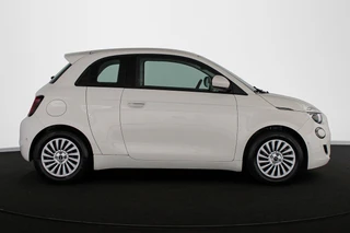 Fiat 500 3+1 Icon 42 kWh SOH 97% Achteruitrijcamera Apple CarPlay Stoelverwarming / 32