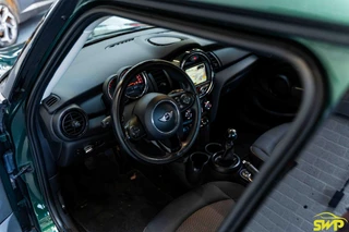 MINI 5-Door 1.5 One Salt Business / 4