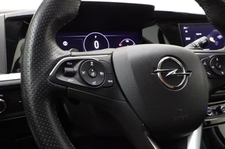 Opel Grandland 1.6 Turbo Plug-In Hybrid 300pk 4x4 GSe | Navigatie | Camera | Comfort stoelen | Elektrische achterklep | Stoel- en stuurverwarming | Adaptive Cruise control | / 35