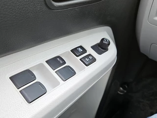 Suzuki Ignis 1.2 Smart Hybrid NAVI TEL ECC LM CC KEYLESS / 28