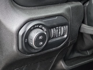 Jeep Wrangler BRUTE 2.0T Sahara | BRUTE | Cabrio | Adaptive Cruise Control / 23