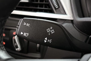 BMW X2 xDrive25e M Sport Panoramadak Head-Up Harman Kardon Elektrische Stoelen / 47