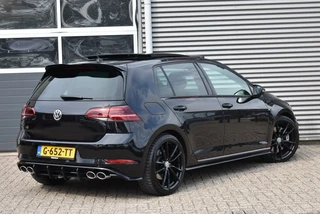 Volkswagen Golf 2.0 TSI 4MOTION R / 1e LAK VOL OPTIES / MAXTON / PANO / DYN / VIRTUAL COCKPIT / 9