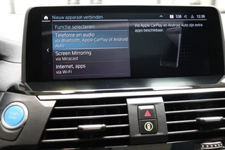 BMW iX3 High Executive 80 kWh Automaat  / Driving Assistant Professional / SOH 97% / Live Cockpit Professional / Trekhaak / Panoramadak / Adaptief Onderstel / Leder / Harman Kardon / Shadow Line / Head-Up Display / Adaptieve LED-koplampen / DAB / 20 Inch / 35