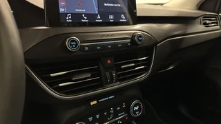 Ford Focus Wagon 1.0 EcoBoost Titanium Business PANO LEER CRUISE NAVI CARPLAY ECC. / 44