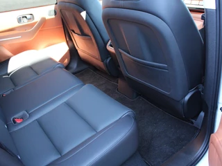 Leapmotor C10 REEV Design 28.4 kWh 215PK Automaat incl. Trekhaak, Navigatie, Camera 360, Lichtmetalen velgen, Elektrische Achterklep, Kunstlederen bekleding, Stoel Verwarming & Ventilatie / 20