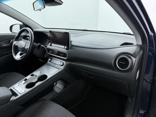 Hyundai Kona EV Comfort 64 kWh - SOH 94,5%  - Airco - Keyless Entry - Apple CarPlay/Android Auto - Achteruitrijcamera - Virena Zekerheidspakket €895,- / 40