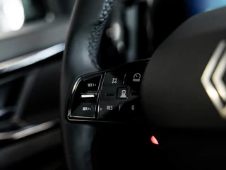 Renault Austral 1.2 E-Tech full hybrid 200 evolution l SoH 96% l AUT. l Parkeer cam.l 1ste eig.l BTW Auto l Als Nieuw / 17