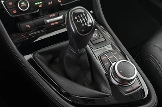 BMW 2-serie Gran Tourer 216i Business Edition Plus Trekhaak Stoelverwarming Head-Up Harman Kardon / 30