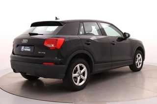 Audi Q2 35 TFSI CoD Design Automaat | Parkeersensoren | Trekhaak / 4