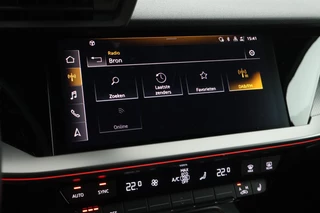 Audi A3 Sportback 45 TFSIe 245pk S edition Competition Camera Keyless HUD Stoelverwarming Adaptive Cruise Navigatie S-Line / 24