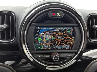 Mini Countryman 1.5 Cooper S E ALL4 Chili Automaat | Cruise Control | Stoelverwarming | Navigatie | Leder | Panoramadak / 25