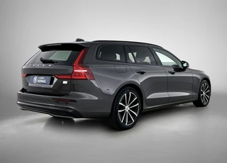 Volvo V60 2.0 T6 Plug-in hybrid AWD Plus Dark Automaat | Adaptive Cruise | Stoel/Stuurverwarming | Leder | Camera | CarPlay | BTW / 2
