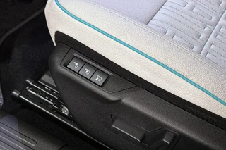 Fiat 600 1.2 Hybrid La Prima Leder Stoelverwarming Massage Keyless / 18