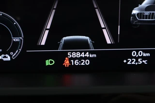 Audi Q8 e-tron 50 340pk quattro S Edition 95 kWh SOH 100% B&O HUD Keyless Stoelverwarming Camera Panoramadak Navigatie 2x S-Line / 47