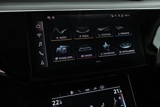 Audi Q8 e-tron 50 340pk quattro Advanced Edition 95 kWh SOH 91% Trekhaak Camera Sportstoelen Stoelverwarming / 26