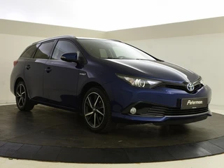 Toyota Auris Touring Sports 1.8 Hybrid Team D / 7