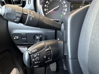 Citroën C3 1.2 PureTech Shine Achteruitrijcamera | Keyless / 18