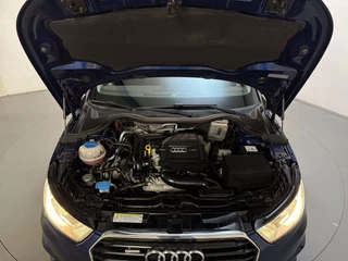 Audi A1 Sportback 1.0 TFSI Adrenalin S-Line Navigatie Cruise Control Airco / 17