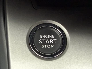 Peugeot 308 SW 180pk Plug-in Hybrid GT (Elektrisch Schuifdak - Elektrische Klep - Leder/Alcantara incl Stoelverwarming/ geheugen - 360gr Camera - Adaptieve Cruise Controle - Parkeersensoren V+A - LED - Keyless Entry) / 45