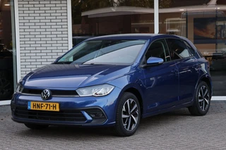 Volkswagen POLO Achteruitrijcamera App-connect Navigatie Parkeersensoren