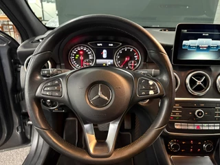 Mercedes-Benz A-Class 180 Business Solution/ Automaat/ NL auto/ Sensoren/ Achteruitrijcamera / 14