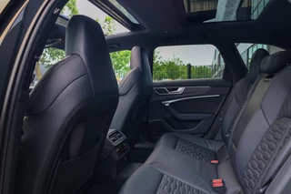 Audi RS6 Avant RS 6 TFSI quattro  | DYNAMIC PLUS | KERAMISCH | CARBON | HUD | B&O | KOELING | NIGHTVISION | 4WIELSTURING | / 36