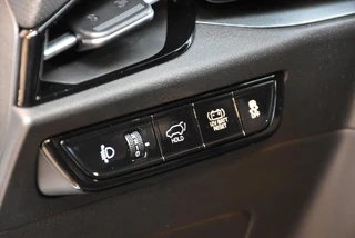 KIA Niro 1.6 GDi Hybrid ExecutiveLine |Trekhaak / 17