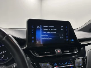 Toyota C-HR 1.2 Dynamic CAMERA NAVIGATIE TREKHAAK ECC CRUISE LM. / 48