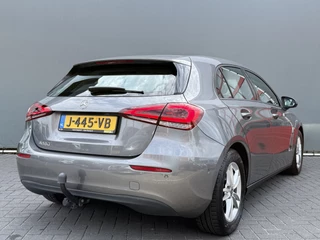 Mercedes-Benz A-Klasse BWJ 2020 180 136 PK Luxury Line AUTOMAAT  TREKHAAK | STOELVERW. | FULL LED | CAMERA | CARPLAY + ANDROID |  NAVI | CLIMA | CRUISE | LMV | PDC / 2
