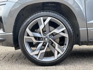 Skoda Karoq 1.5 TSI Sportline | Pano | Clima | Stuur/Stoelverwarming | Cruise | Carplay | Navi | ( Vestiging - Nieuwegein) / 39