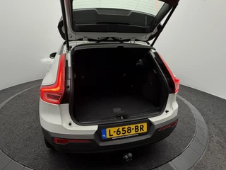 Volvo XC40 1.5 T4 Recharge R-Design Expression | Trekhaak | Leer | Stoel/Stuurverwarming | Camera / 31