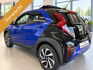 Toyota Aygo X 1.0 VVT-i S-CVT Air Team SCHUIFDAK/STOELVERW./CAMERA/PDC/ETC.! / 2