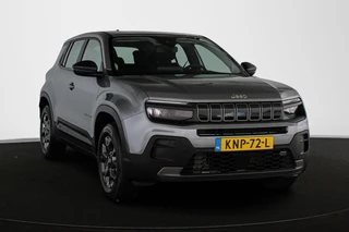 Jeep Avenger 1.2 e-Hybrid Longitude Apple CarPlay 16" LMW / 2