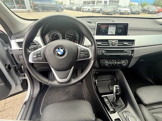 BMW X1 xDrive20i High Executive  | Afn. trekhaak | Pano | LED | Leder | Sportstoelen | Apple/Android | Stoelverwarming / 6