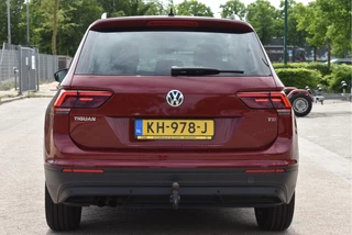 Volkswagen Tiguan 1.4 TSI ACT 150 pk Connected Series  NL-Auto | DAB | Elekt.trekhaak | Carplay | Cruise Control | Climate Control | NAP / 7