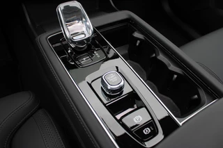 Volvo XC90 2.0 T8 Plug-in hybrid AWD Plus Bright  | Luchtvering | BLIS | Panoramadak | 360 Camera / 21