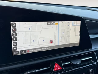 Kia Niro EV Edition Advanced 64.8 kWh | Camera | Keyless | Navi | Stoel + Stuurverwarming | Blindspot | Apple Carplay | Android Auto | Fabrieksgarantie t/m 03-2031 + 3 jaar verlengd tot 03-2034 | / 19