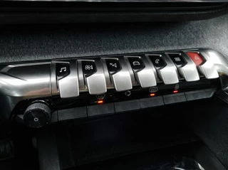 Peugeot 5008 1.2 130PK Allure Automaat 7P | Carplay | Camera | Elektrische Kl / 19