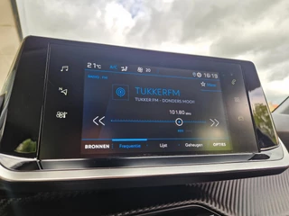 Peugeot 208 1.2T Automaat Allure | Climate & Cruise Control | Parkeersensoren | 17INCH | Applecarplay/Android Auto | / 19
