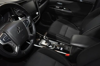Mitsubishi Outlander 2.4 PHEV Plug-In CAMERA/CARPLAY-ANDROID/STOELVERW./ETC,! / 8