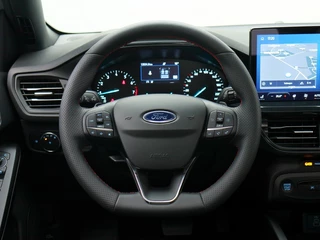 Ford Focus Wagon 1.0 EcoBoost Hybrid ST Line X Private lease €539 p.m. / 23